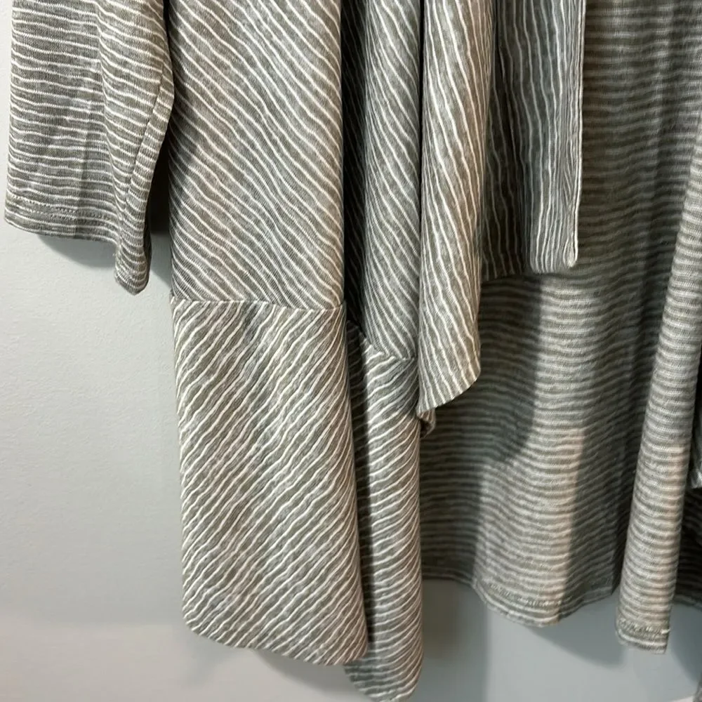 Chico’s Open draped Cardigan 3/4 sleeve grey white pinstripe size 1 Medium